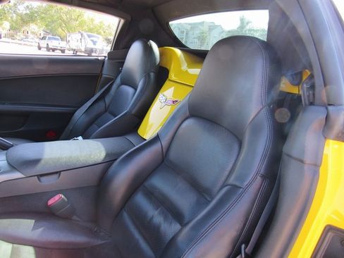 Used 2007 Chevrolet Corvette Convertible w/ Preferred Equipment Group image 19