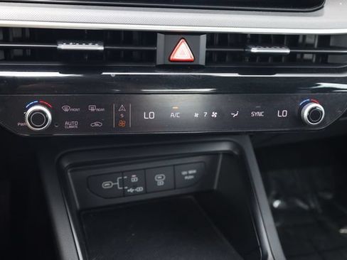 Used 2025 Kia K5 LXS FWD image 23