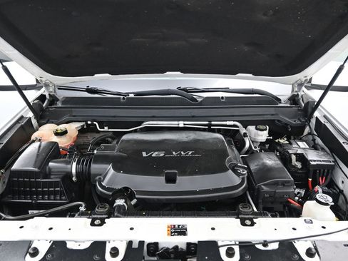 Used 2019 Chevrolet Colorado LT image 17