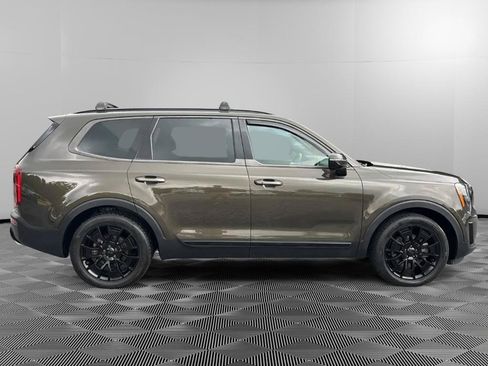 Used 2021 Kia Telluride SX w/ SX Prestige Package AWD/4WD image 6