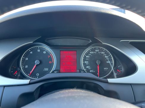 Used 2010 Audi A4 2.0T Premium image 18