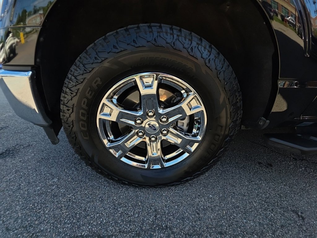Used 2021 Ford F150 XLT w/ Equipment Group 302A High AWD/4WD image 21