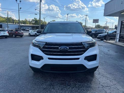 Used 2020 Ford Explorer XLT RWD image 3