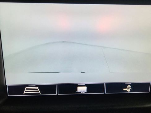 Used 2020 Chevrolet Silverado 1500 RST w/ All-Star Edition image 32