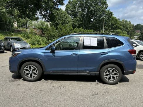 Used 2019 Subaru Forester Premium w/ All-Weather Package AWD/4WD image 2