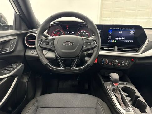 New 2026 Chevrolet Trax RS w/ Sunroof Package FWD image 21