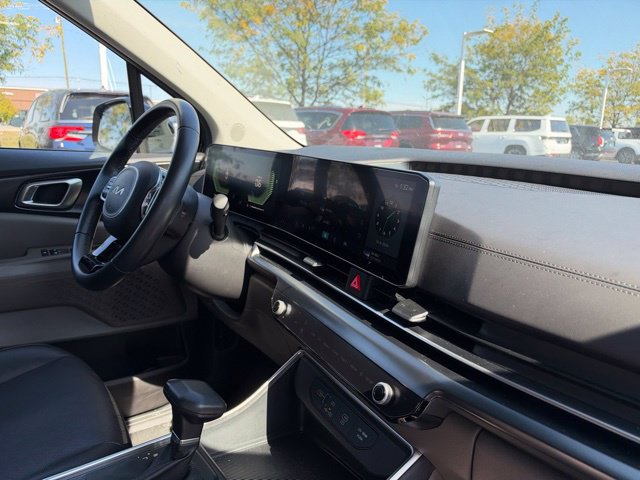 Certified 2026 Kia Carnival FWD image 42