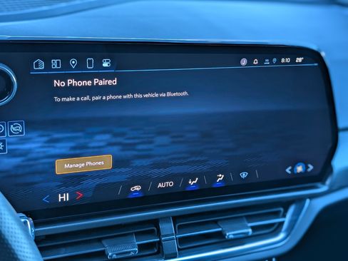 Used 2025 Chevrolet Equinox EV LT image 27