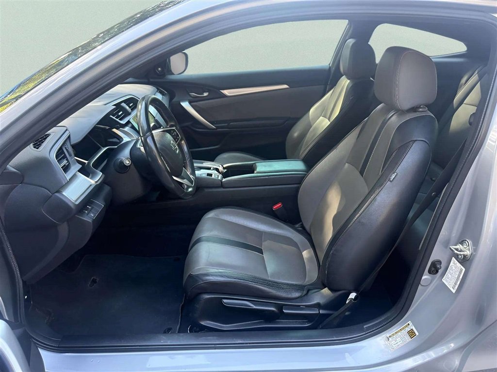 Used 2017 Honda Civic Touring image 19