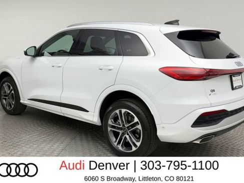 Used 2025 Audi Q5 Premium w/ 19" Wheel Package AWD/4WD image 4