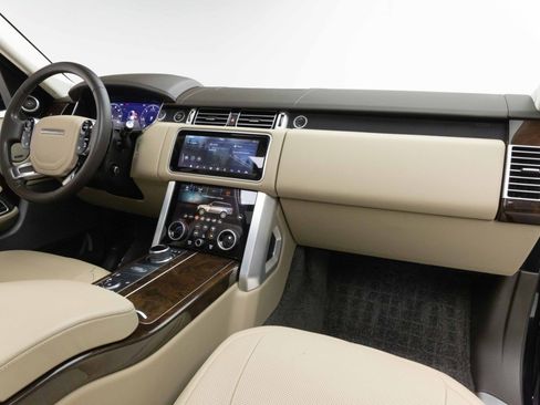 Used 2018 Land Rover Range Rover HSE AWD/4WD image 2