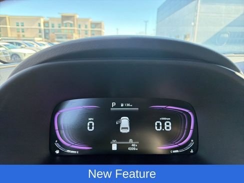 Used 2025 Kia Soul LX image 12