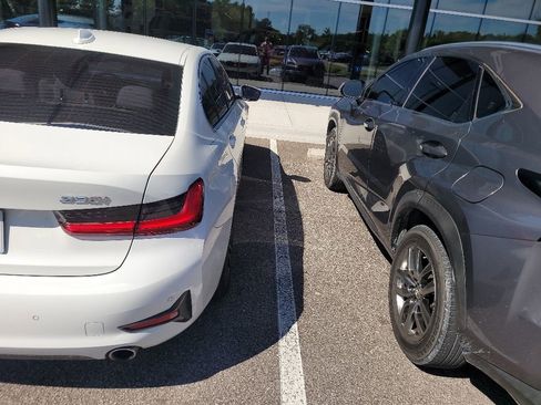 Used 2019 BMW 330i Sedan RWD image 8