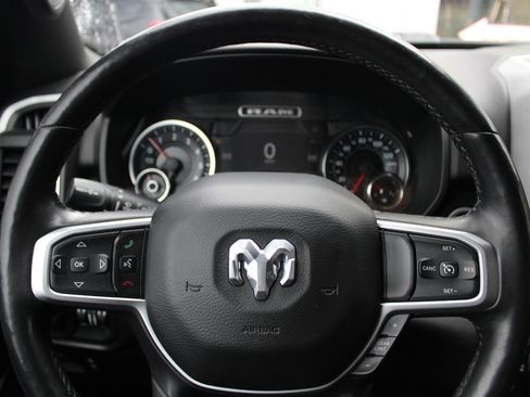 Used 2019 RAM 1500 Big Horn image 17
