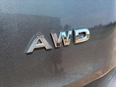 Used 2021 Nissan Rogue S AWD/4WD image 22