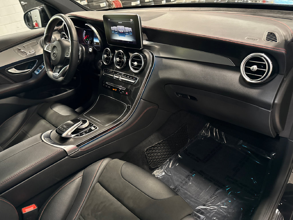 Used 2018 Mercedes-Benz GLC 43 AMG 4MATIC image 18