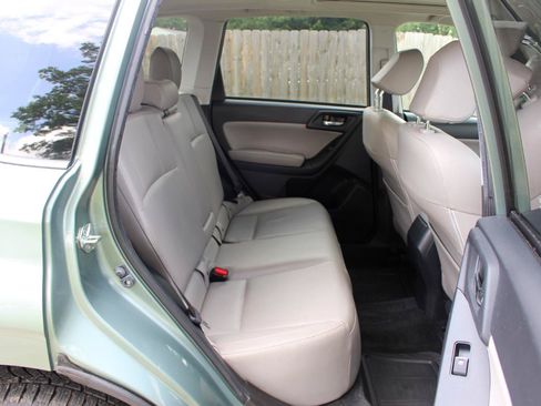 Used 2017 Subaru Forester 2.5i Limited AWD/4WD image 36