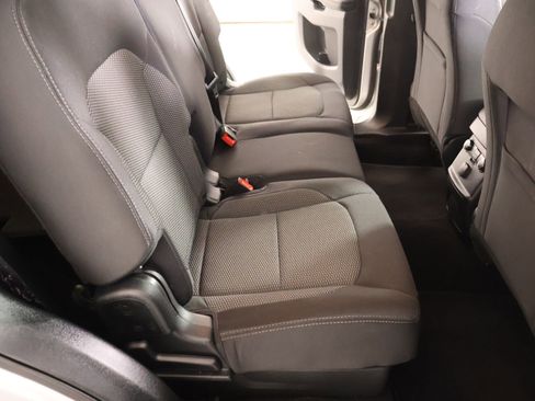 Used 2019 Ford Explorer XLT FWD image 13