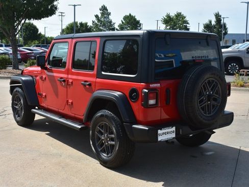 Used 2024 Jeep Wrangler Unlimited Sport AWD/4WD image 7