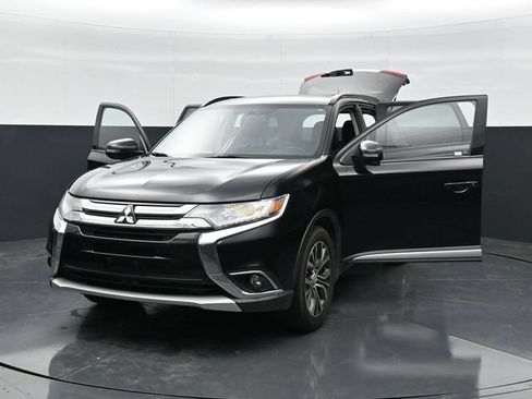 Used 2016 Mitsubishi Outlander AWD image 43