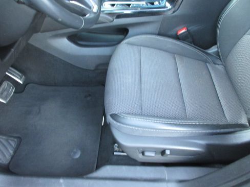 Certified 2022 Buick Envision Preferred w/ Sport Touring Package FWD image 21