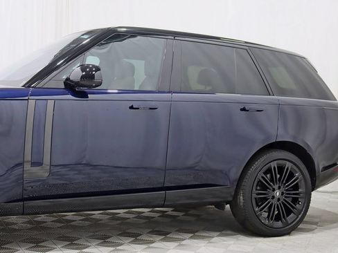 Used 2023 Land Rover Range Rover SE AWD/4WD image 4