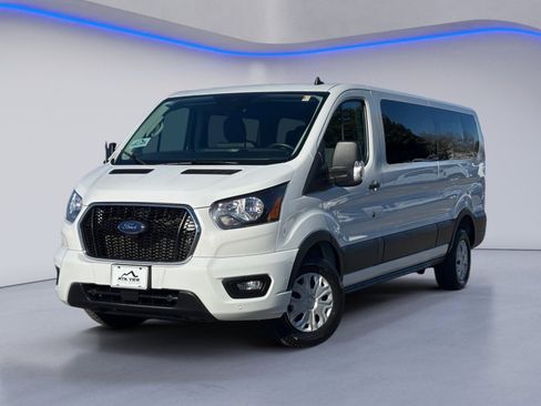 Used 2023 Ford Transit 350 XLT image 2