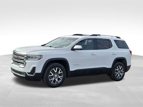 Used 2023 GMC Acadia SLT w/ Preferred Package image 3