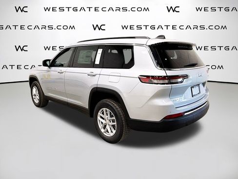 New 2025 Jeep Grand Cherokee L Laredo image 5