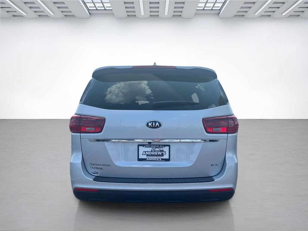 Used 2019 Kia Sedona EX w/ Paint Protection Package FWD image 4