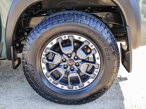 Used 2025 Nissan Frontier PRO-4X w/ Pro Premium Package image 29