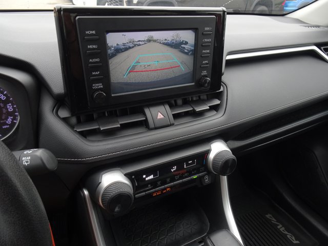 Used 2019 Toyota RAV4 LE w/ All Weather Liner Package AWD/4WD image 17