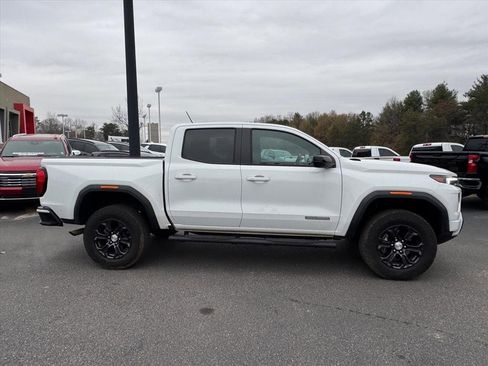 Used 2023 GMC Canyon Elevation w/ Trailering Package image 2