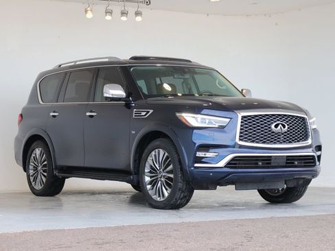 Certified 2018 INFINITI QX80 4WD w/ Deluxe Technology Package image 7