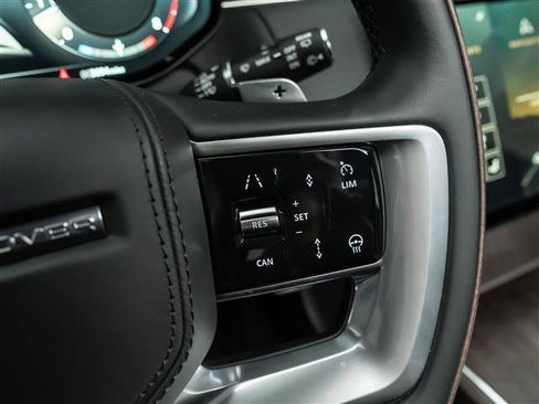 Used 2025 Land Rover Range Rover Long Wheelbase Autobiography image 22