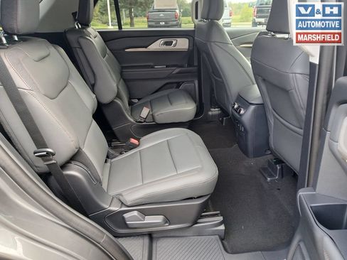 New 2026 Ford Explorer Active w/ Active Comfort Package AWD/4WD image 30