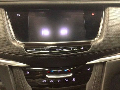 Used 2017 Cadillac XT5 Luxury w/ Driver Awareness Package AWD/4WD image 20
