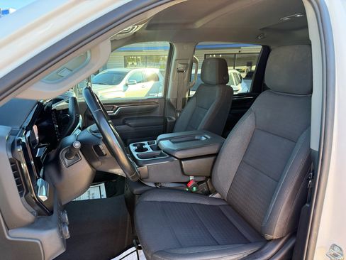 Used 2024 Chevrolet Silverado 2500 LT image 10