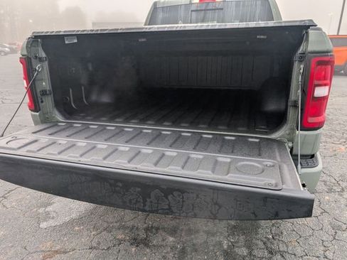 New 2026 RAM 1500 4x4 Crew Cab image 24