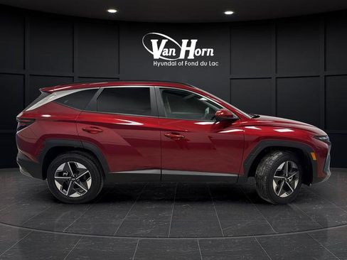 Used 2025 Hyundai Tucson SEL image 2