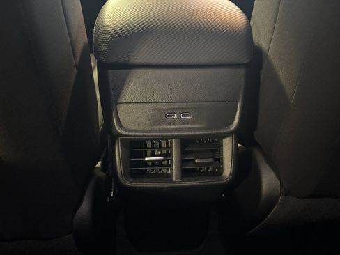 Used 2025 Chevrolet Equinox LT image 23