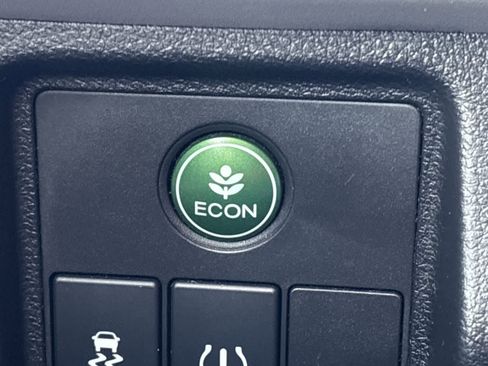 Used 2018 Honda HR-V LX image 31