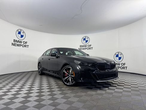 New 2027 BMW 530i xDrive w/ M Sport Package AWD/4WD image 3