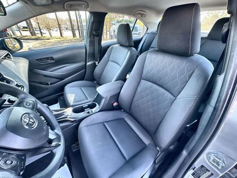 Used 2024 Toyota Corolla LE image 20