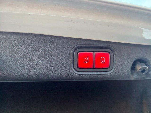 Used 2022 Mercedes-Benz E 350 Sedan image 24