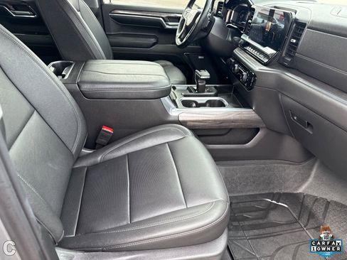 Used 2024 Chevrolet Silverado 1500 LTZ w/ Technology Package AWD/4WD image 10