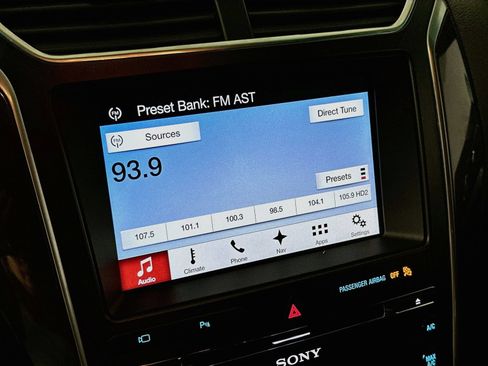Used 2017 Ford Explorer Sport w/ Equipment Group 401A AWD/4WD image 16