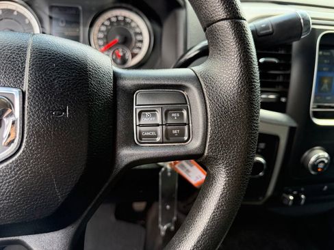 Used 2016 RAM 2500 SLT AWD/4WD image 17