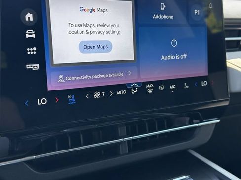 Certified 2024 Lincoln Nautilus Premier AWD/4WD image 23