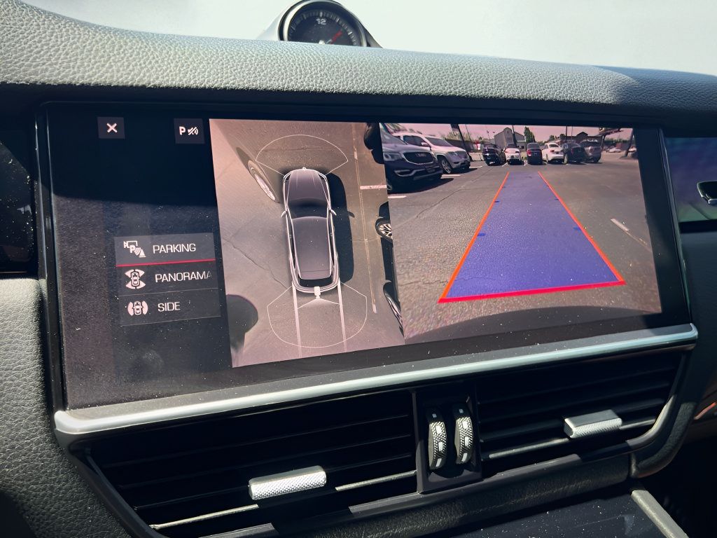 Used 2021 Porsche Cayenne AWD/4WD image 56